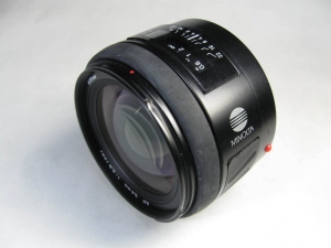 MINOLTA AF 24mm F2.8 New 微妙な存在価値の短焦点広角レンズ 