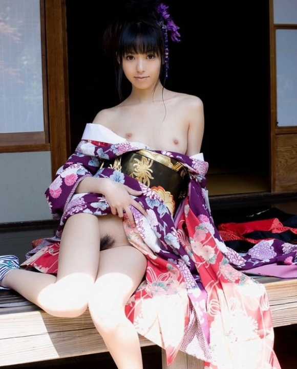 日本人なら絶対好きな和服のエロ画像ｗｗｗｗｗｗｗ【画像30枚】18_2018052900491413f.jpg