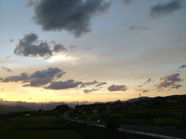 2006.9.長野県東御市、雷電くるみの里の夕焼け